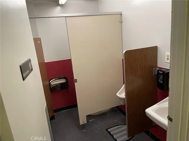 $5,599,450 | 2230 South Anne Street, Santa Ana, CA 92704