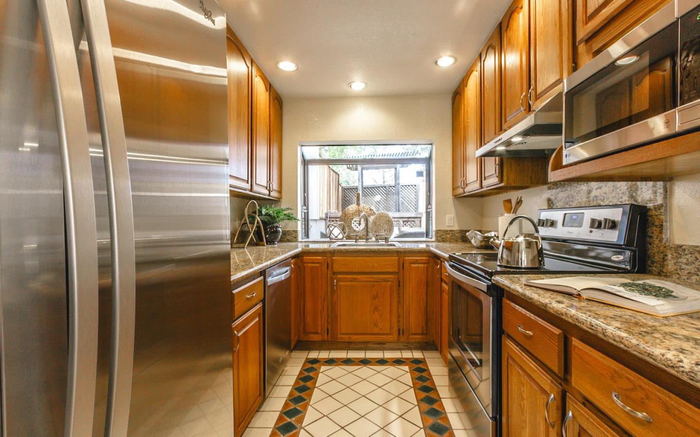 22923 Longdown Road Cupertino, CA 95014 - Photo 17 of 45