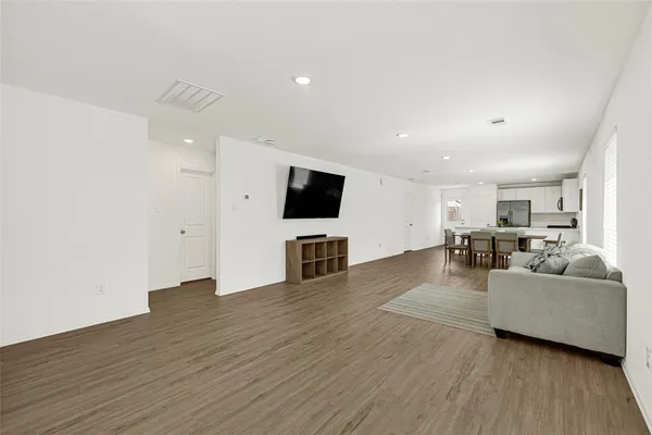 $1,690 | 13765 Kit Run, Splendora, TX 77372