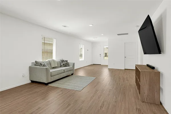 $1,690 | 13765 Kit Run, Splendora, TX 77372