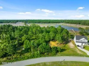 $65,000 | 276 East Ivybridge Drive, Hubert, NC 28539