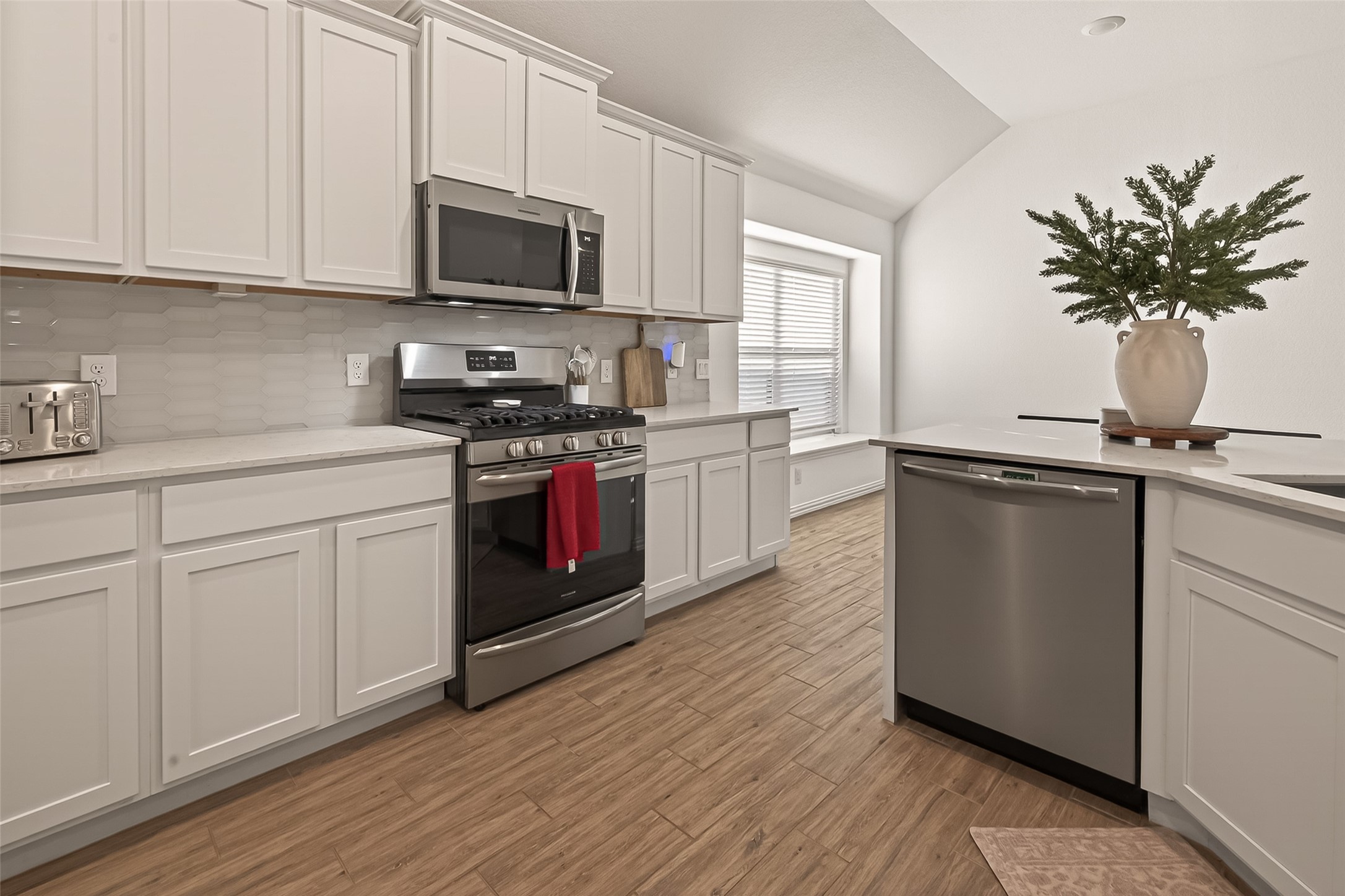 4806 Penton Meadow Lane Rosharon, TX 77583 - Photo 13 of 29