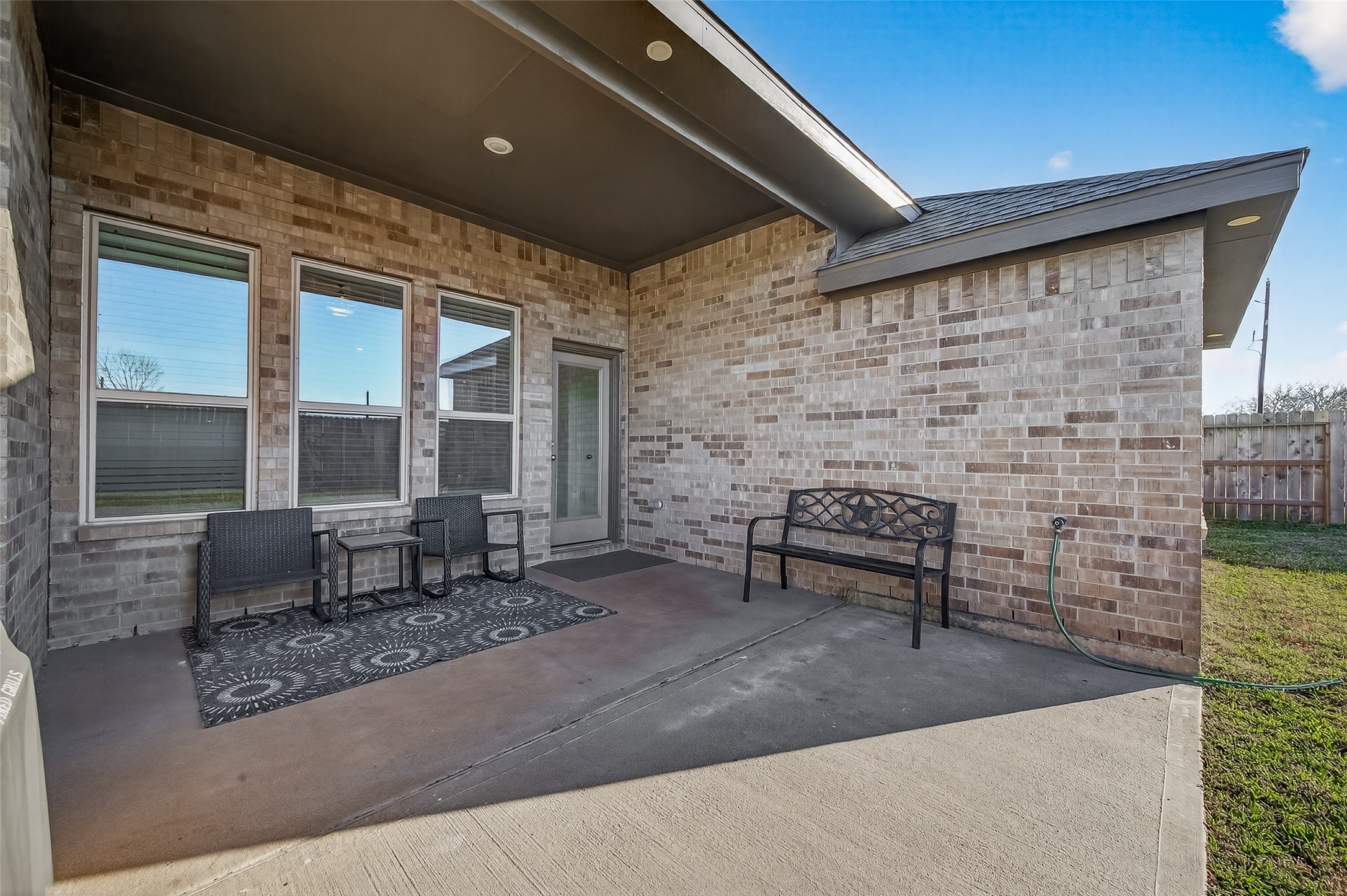 4806 Penton Meadow Lane Rosharon, TX 77583 - Photo 26 of 29