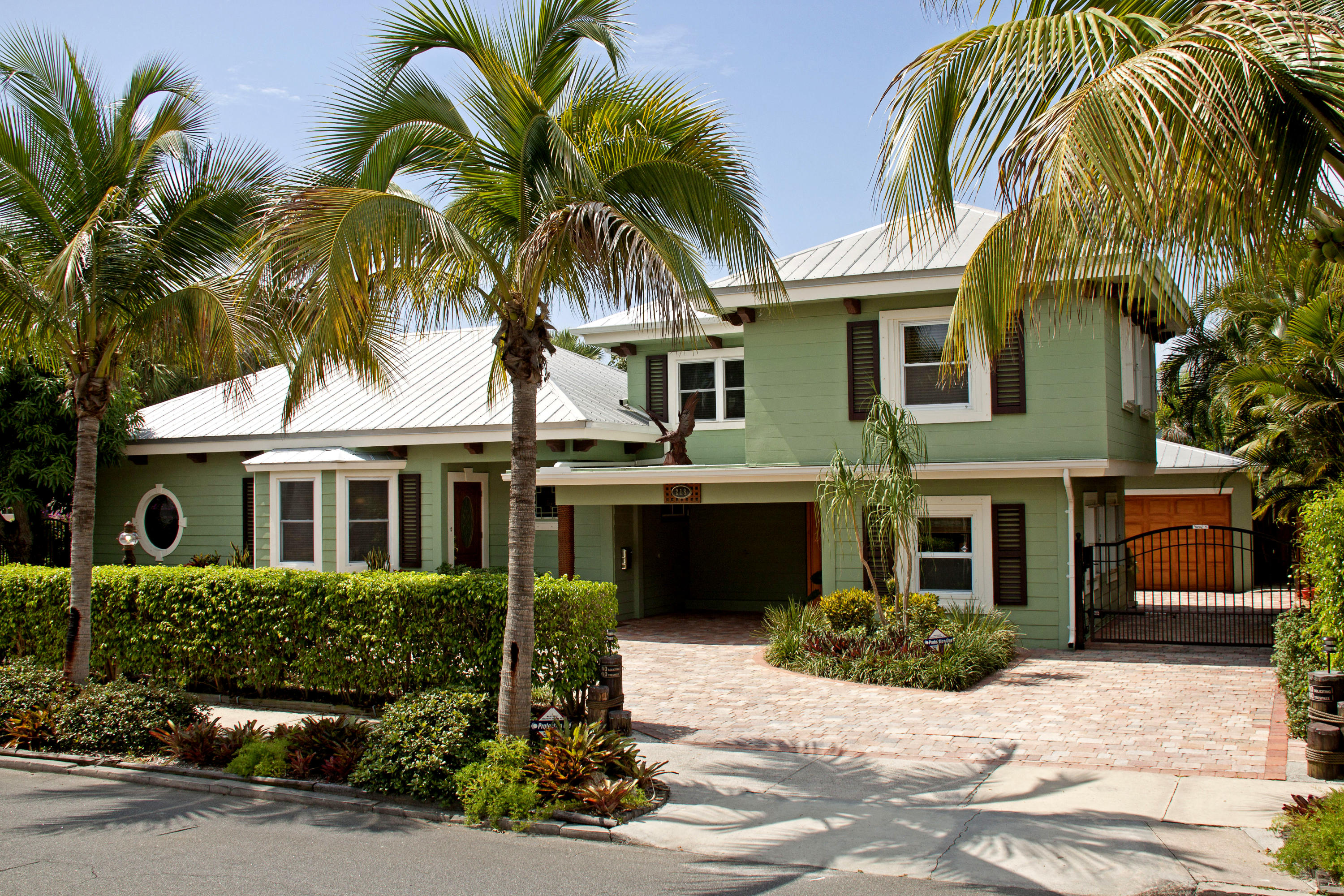 218 Avila Road West Palm Beach, FL 33405 - Photo 1 of 28 Front