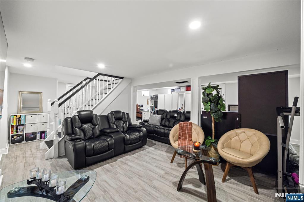 65 Delmar Place Irvington, NJ 07111 - Photo 10 of 11