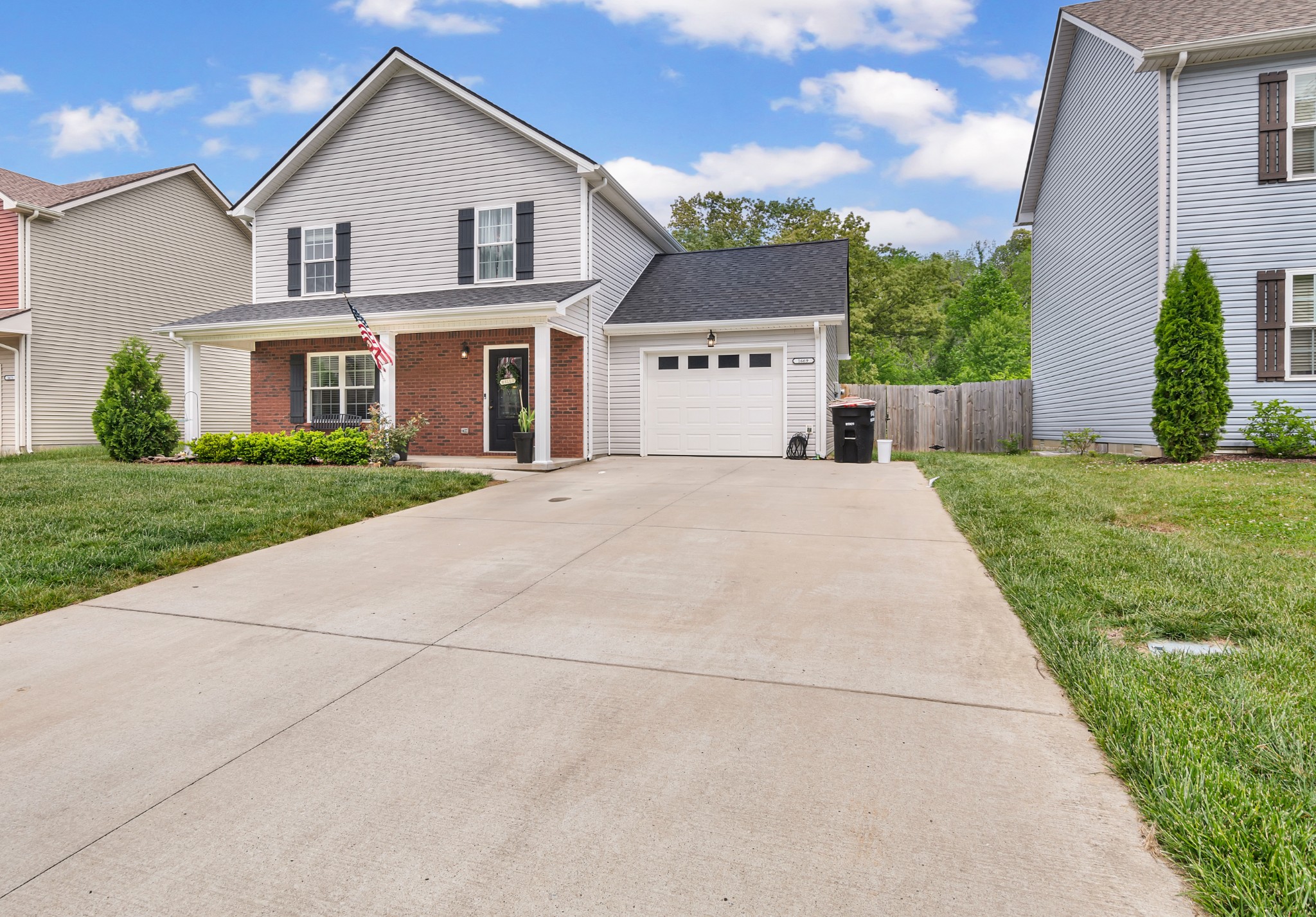 1669 Rains Road Clarksville, TN 37042 - Photo 3 of 39 Gallery Image 3