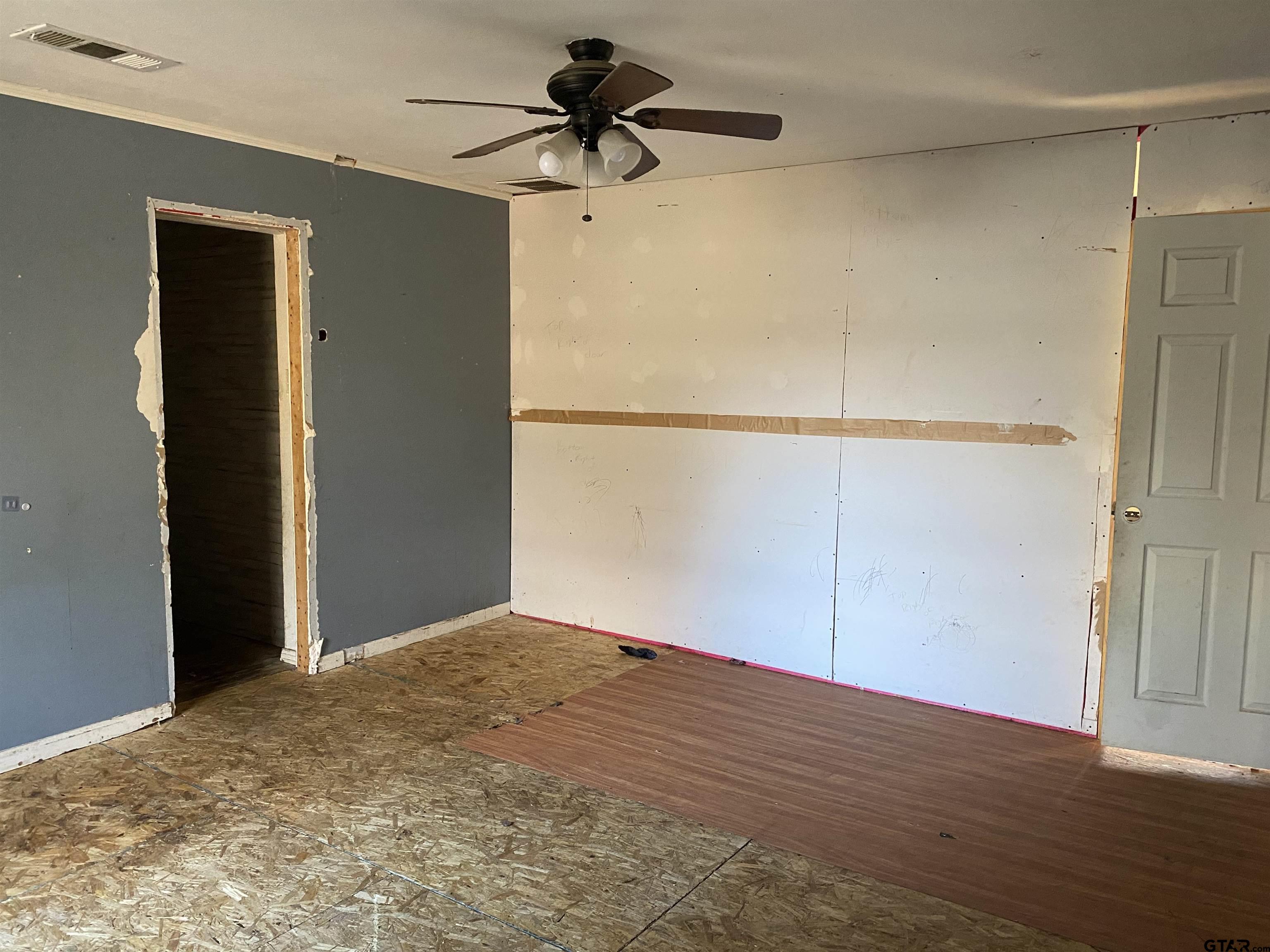 210 North Stephens Street Quitman, TX 75783 - Photo 16 of 28