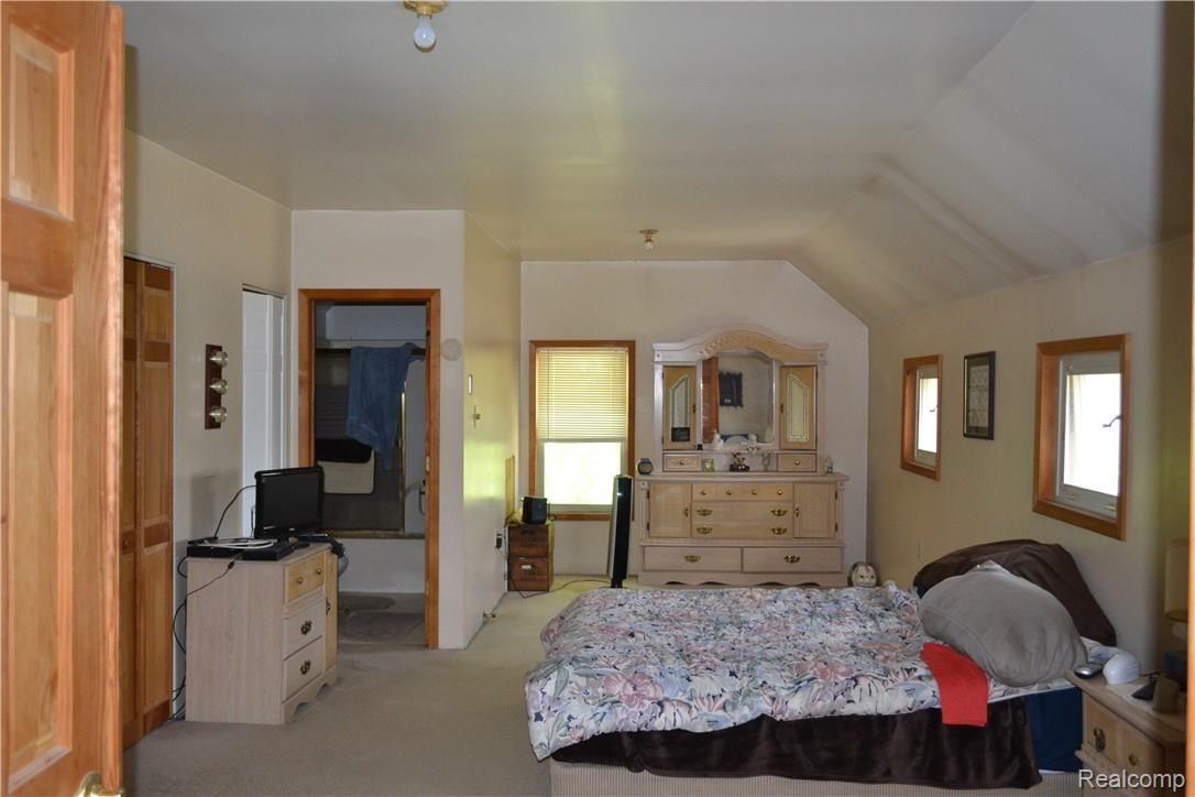 5800 Pingree Road Howell, MI 48843 - Photo 7 of 17 DSC_0025.JPG