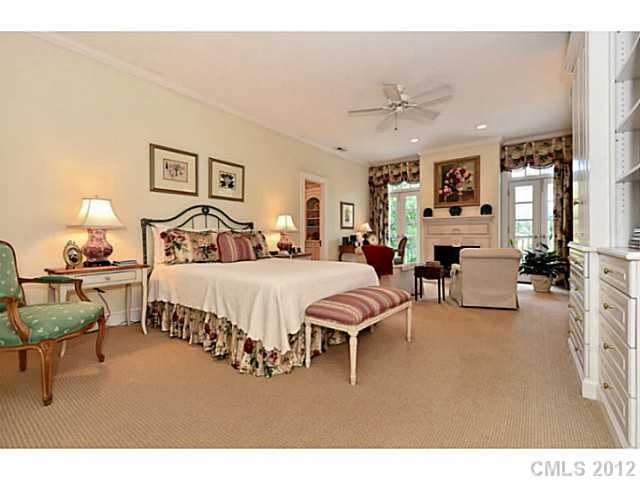 1710 Queens Road Charlotte, NC 28207 - Photo 10 of 16 Gallery Image 10