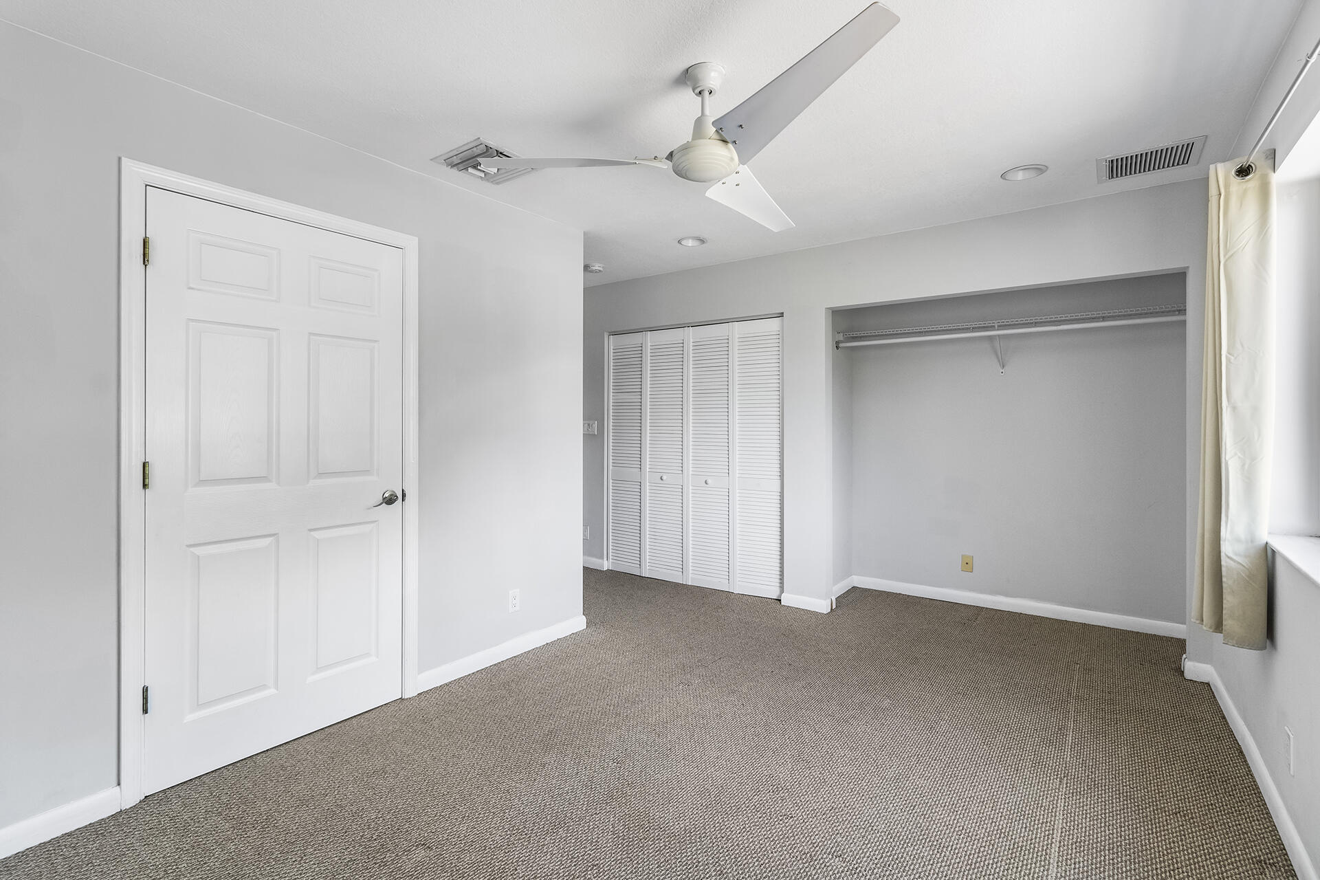 298 Northwest 11th Street Boca Raton, FL 33432 - Photo 18 of 21 a view of an empty room