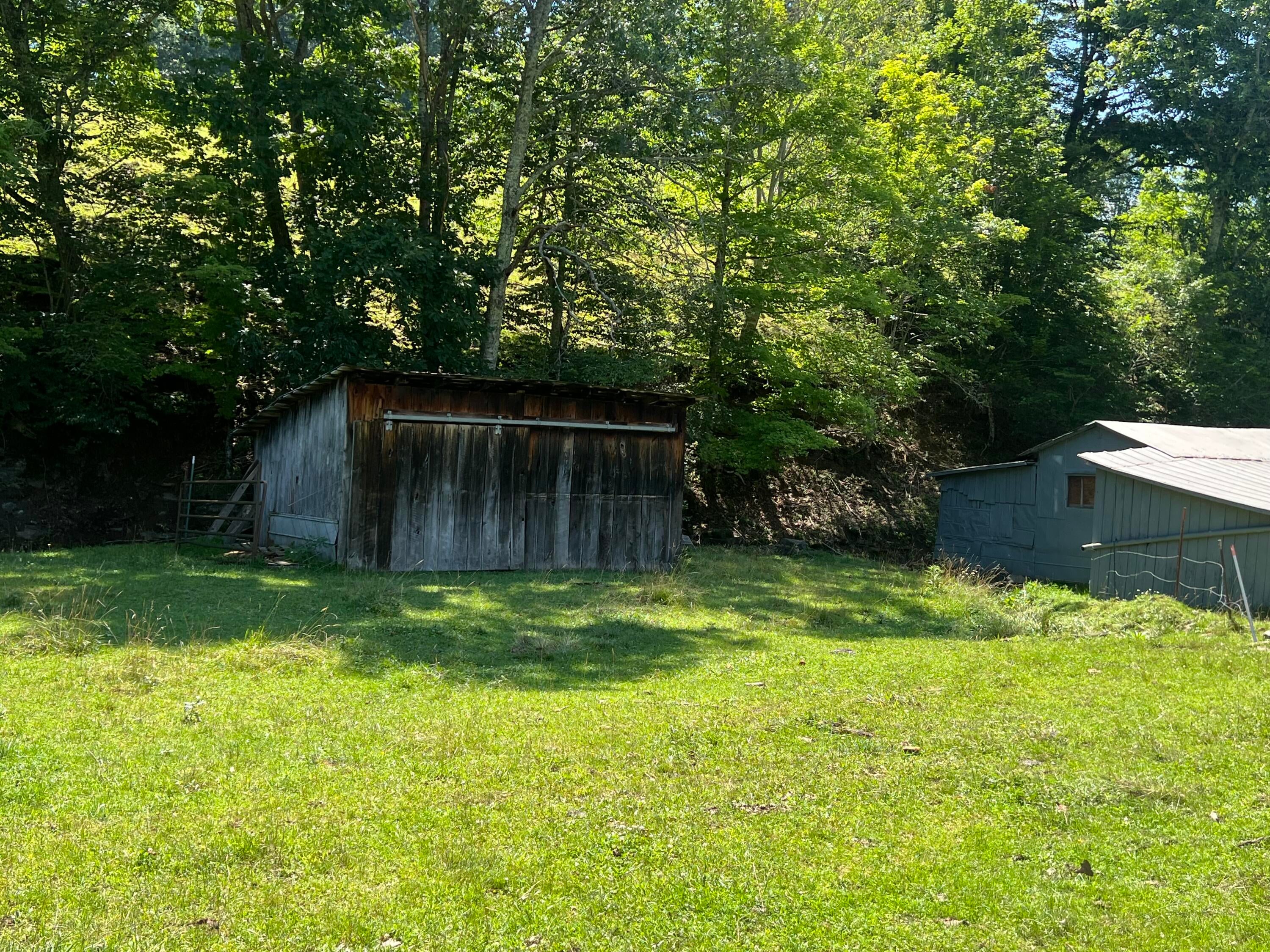4951 Cornstalk Road Crawley, WV 24931 - Photo 21 of 47 Gallery Image 21