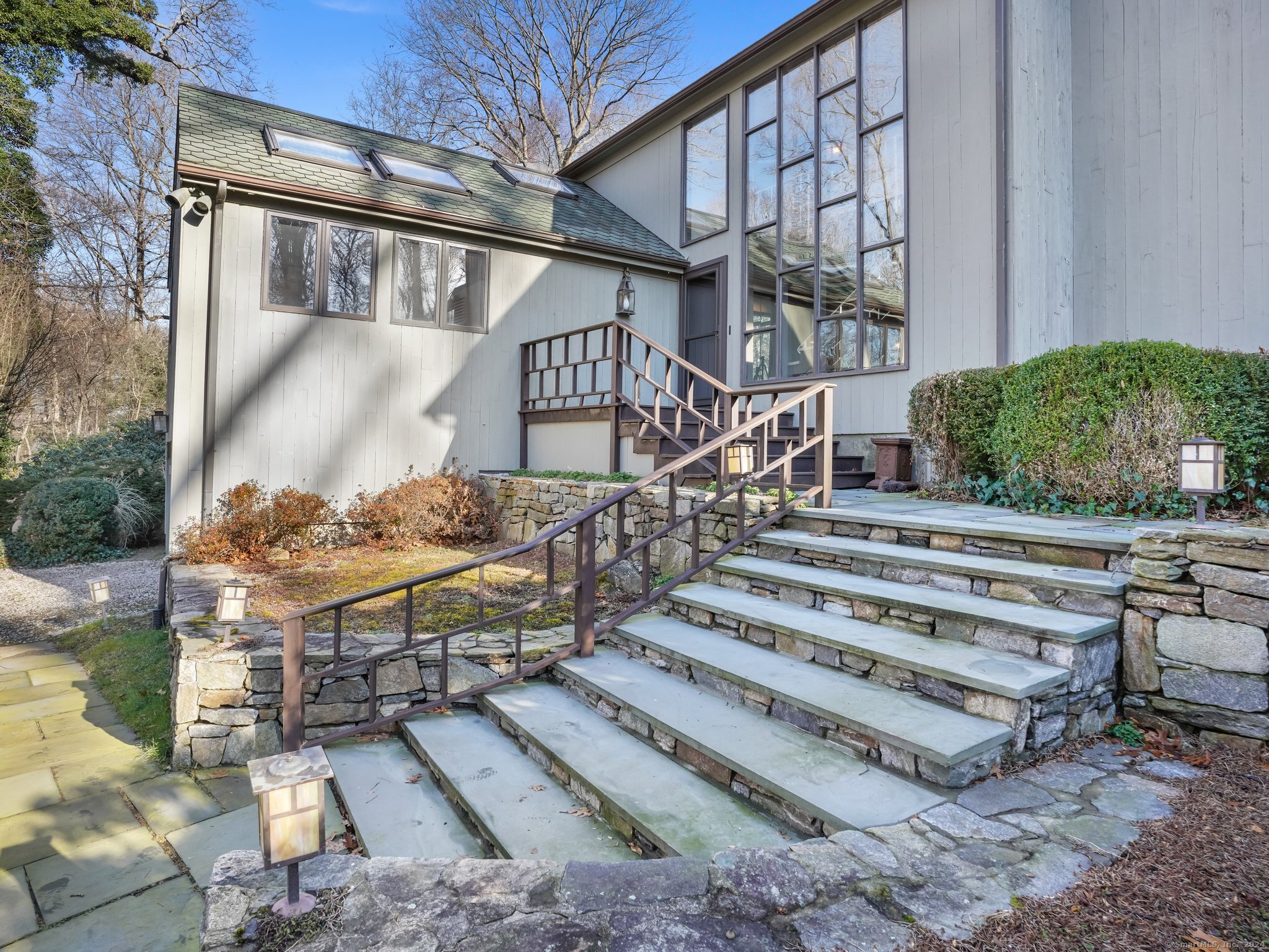 8 Bayberry Ridge Road Westport, CT 06880 - Photo 3 of 40 A welcoming Entry.
