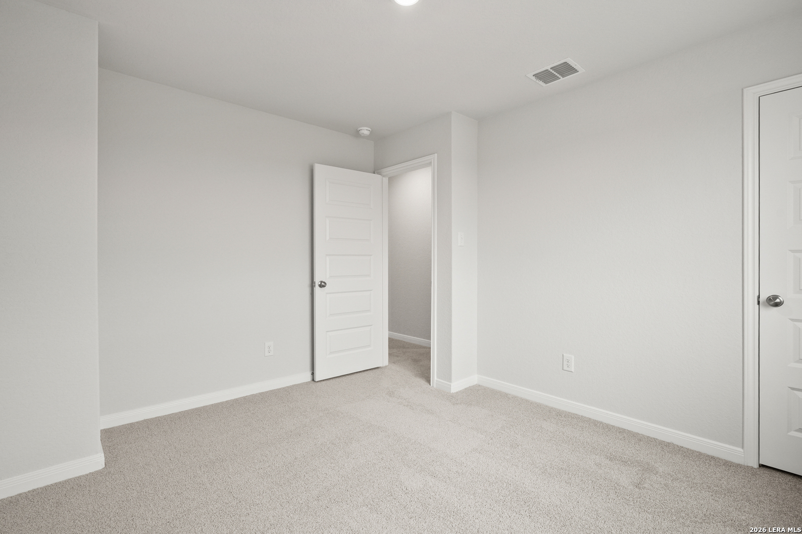 13627 Helton Pass St. Hedwig, TX 78152 - Photo 20 of 33 a view of an empty room
