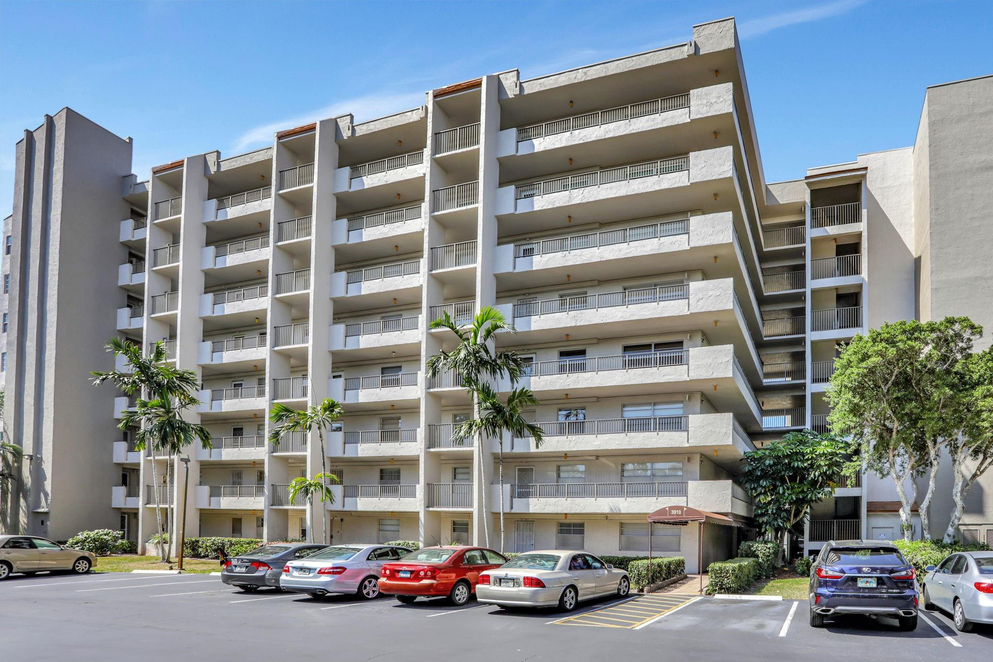 3910 Inverrary Boulevard, Unit 207B Lauderhill, FL 33319 - Photo 2 of 29 Photo 2