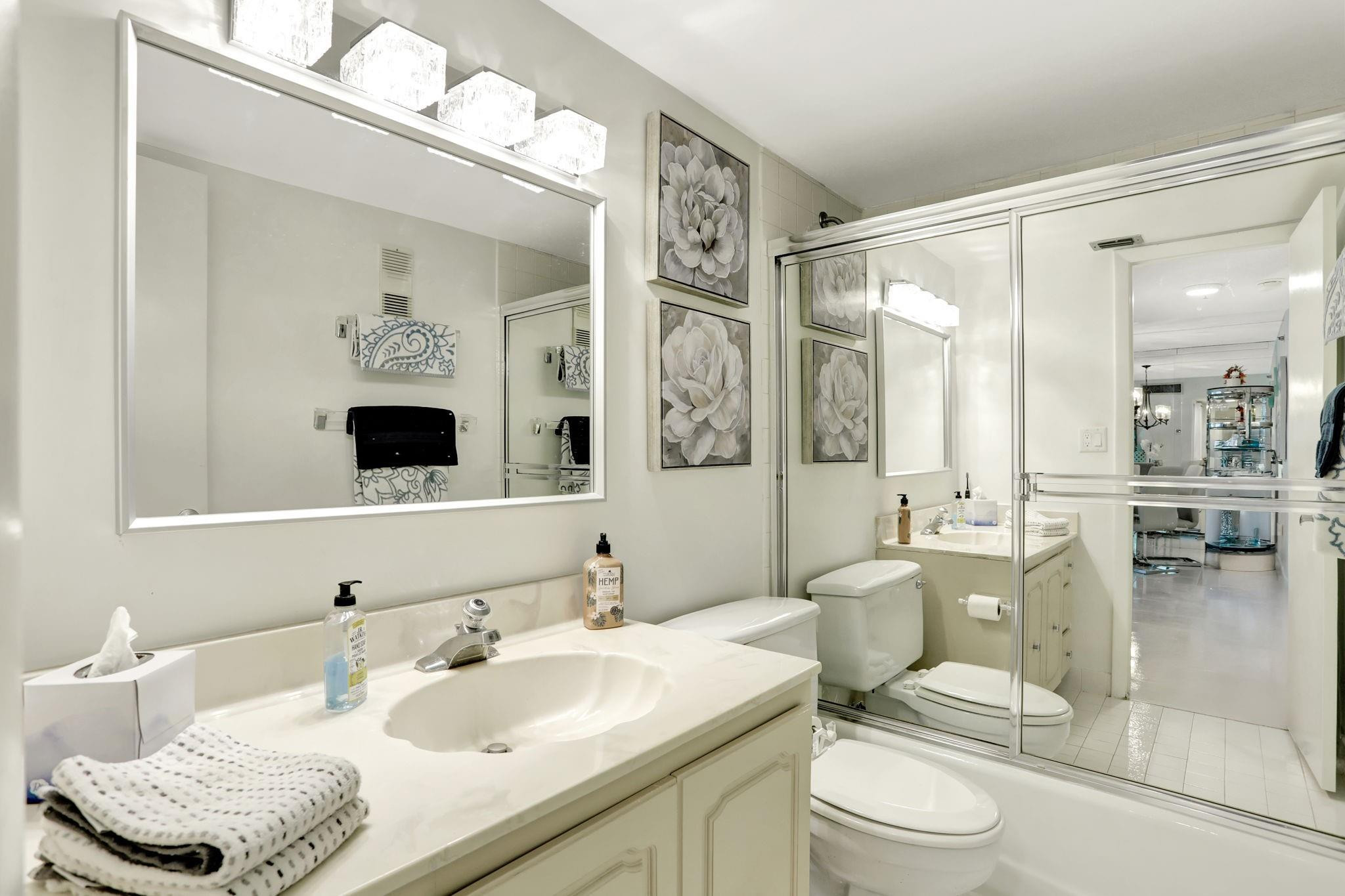 3910 Inverrary Boulevard, Unit 207B Lauderhill, FL 33319 - Photo 22 of 29 Photo 22