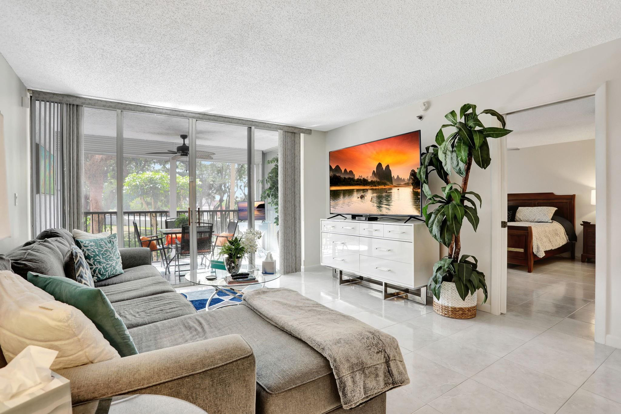 3910 Inverrary Boulevard, Unit 207B Lauderhill, FL 33319 - Photo 5 of 29 Photo 5