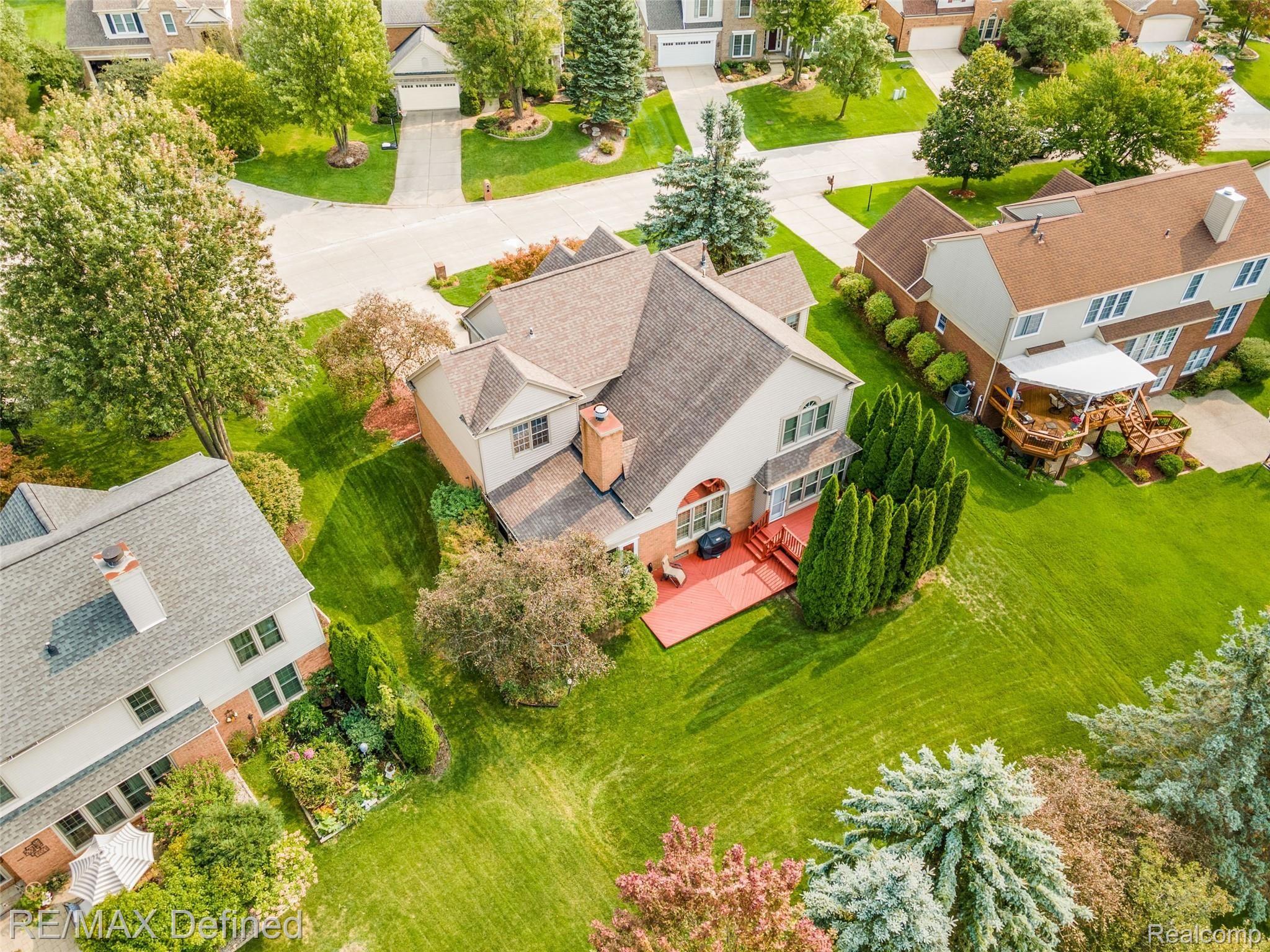 1703 Devonwood Drive Rochester, MI 48306 - Photo 43 of 43 1703-Devonwood-Dr-44.jpg
