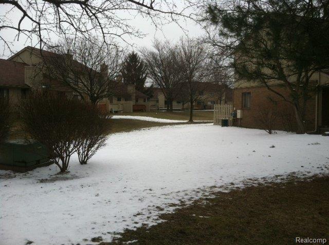 610 Byron Court, Unit 42 Rochester, MI 48307 - Photo 16 of 18 photo 4.JPG