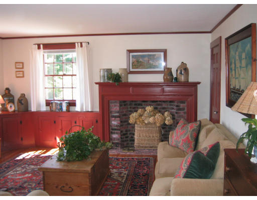 170 King Caesar Road Duxbury, MA 02332 - Photo 8 of 16