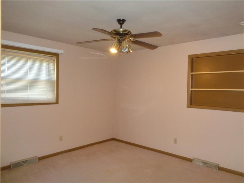 126 Shenango Park Road Transfer, PA 16154 - Photo 14 of 25 Gallery Image 14