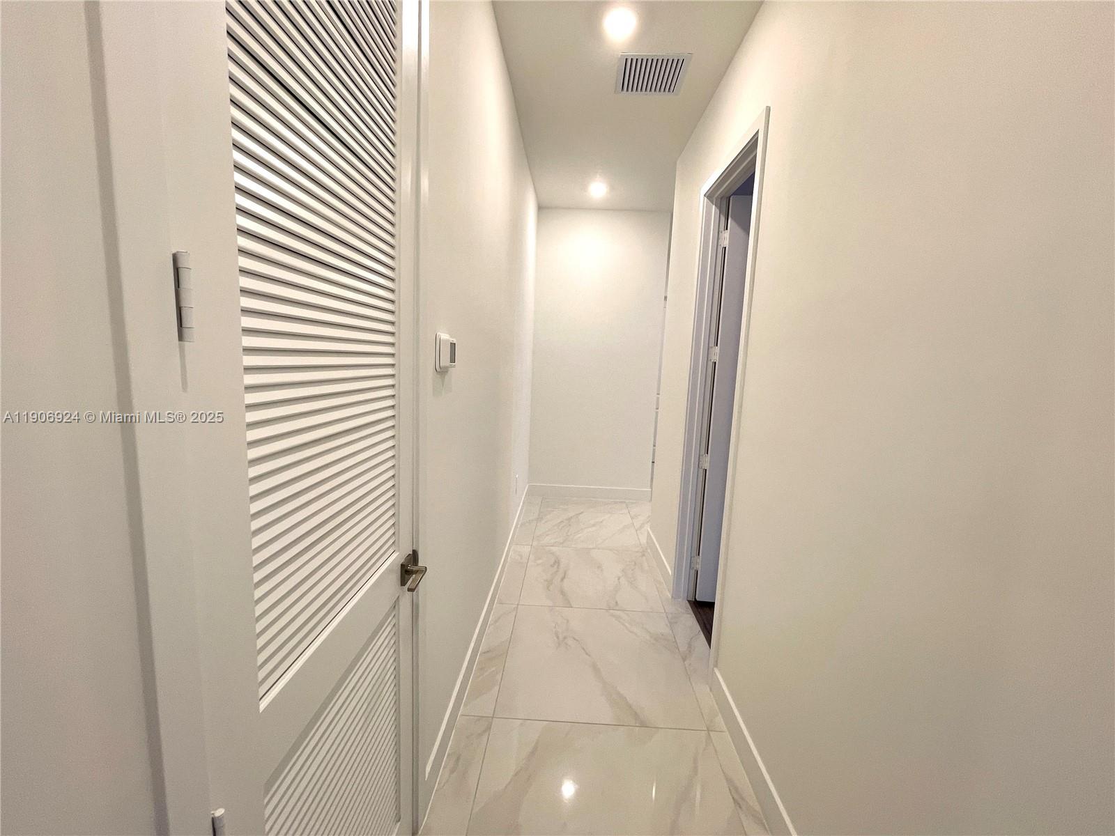 11181 Southwest 92nd Avenue, Unit 11181 Miami, FL 33176 - Photo 33 of 47 a view of a bathroom