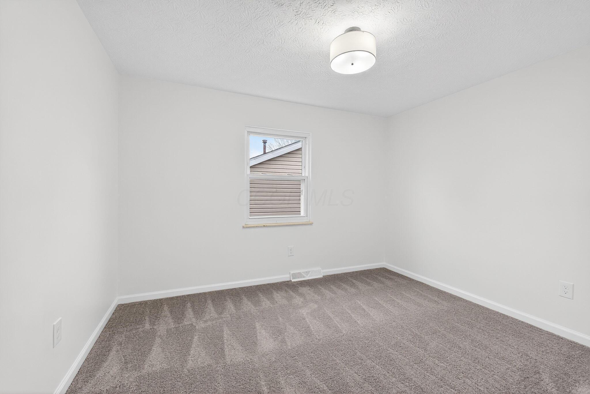 262 Fairway Road Delaware, OH 43015 - Photo 15 of 28 262 Fairway (Interior)-21