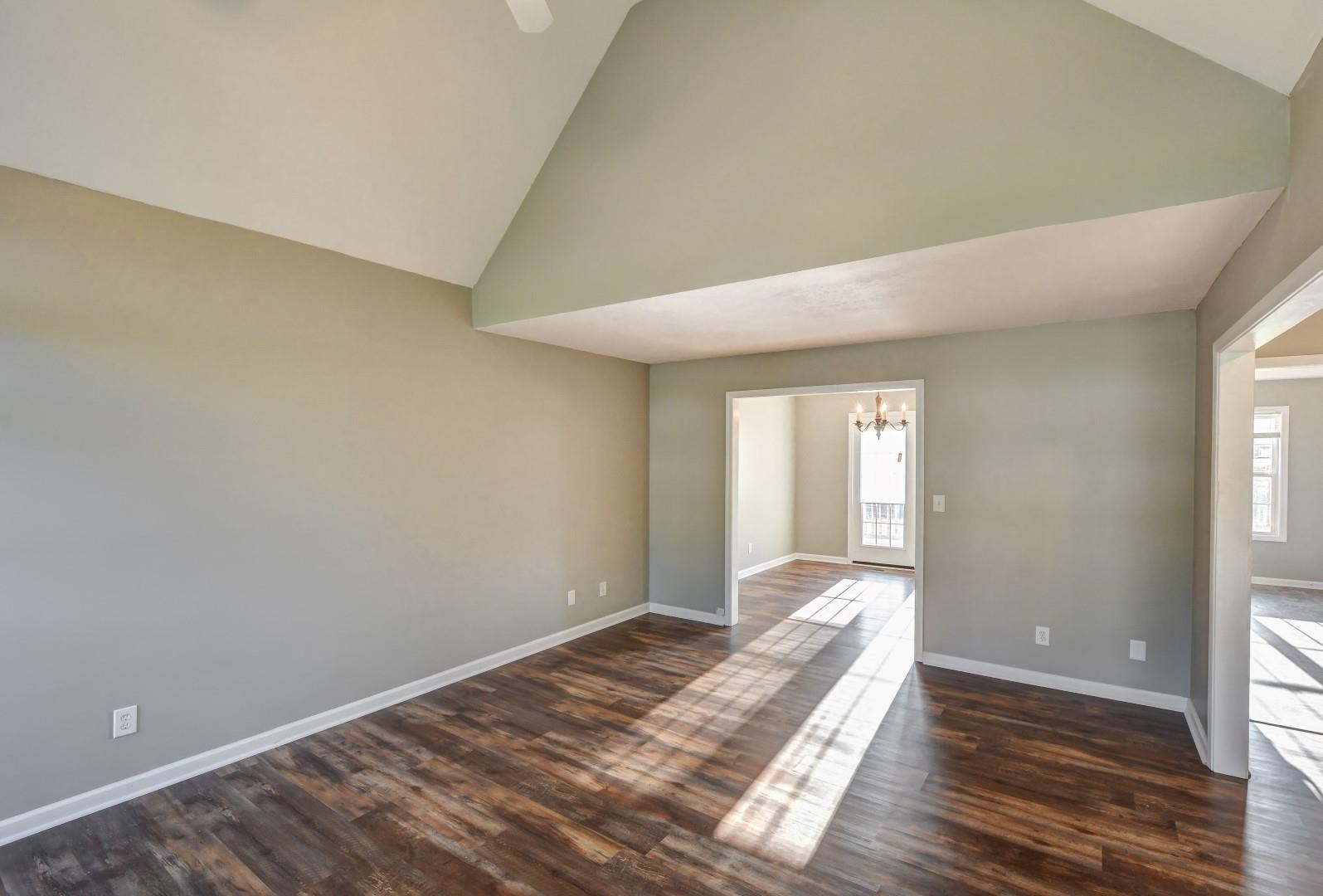 1634 Windriver Road Clarksville, TN 37042 - Photo 7 of 29