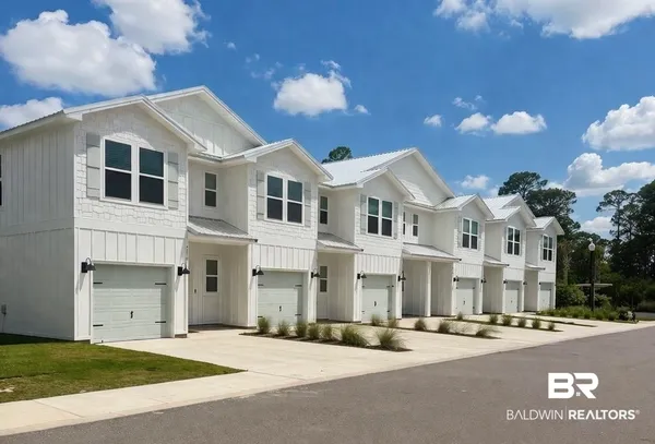 $2,700 | 4250 Lost Bay Drive, Orange Beach, AL 36561