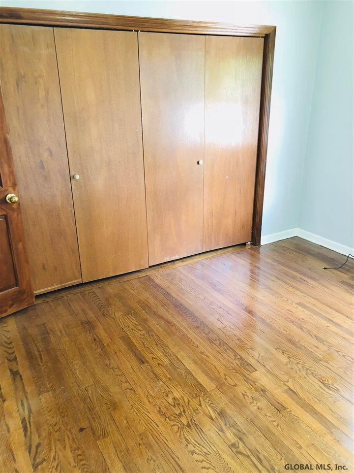 1913 Lenox Road Schenectady, NY 12308 - Photo 4 of 10 Photo 4