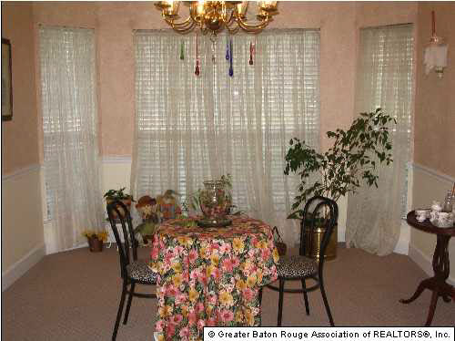 2931 Rene Beauregard Avenue Baton Rouge, LA 70820 - Photo 4 of 11 Gallery Image 4