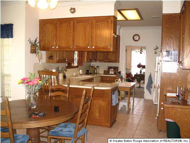 2931 Rene Beauregard Avenue Baton Rouge, LA 70820 - Photo 5 of 11 Gallery Image 5