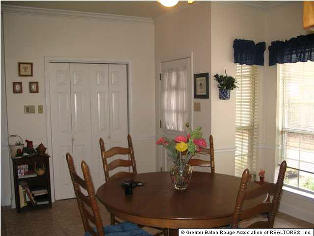 2931 Rene Beauregard Avenue Baton Rouge, LA 70820 - Photo 6 of 11 Gallery Image 6
