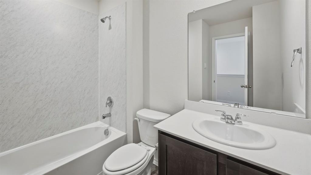 225 Tall Cedar Way Princeton, TX 75407 - Photo 4 of 28