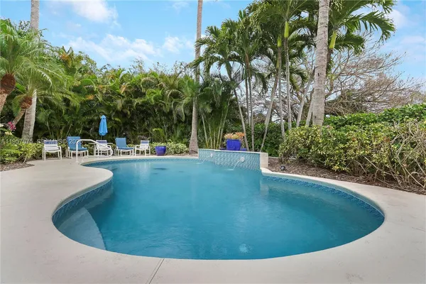 $1,890,000 | 8445 Southeast Bayberry Terrace, Hobe Sound, FL 33455