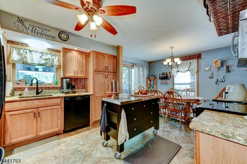 24 Shore Road Andover, NJ 07821 - Photo 8 of 42