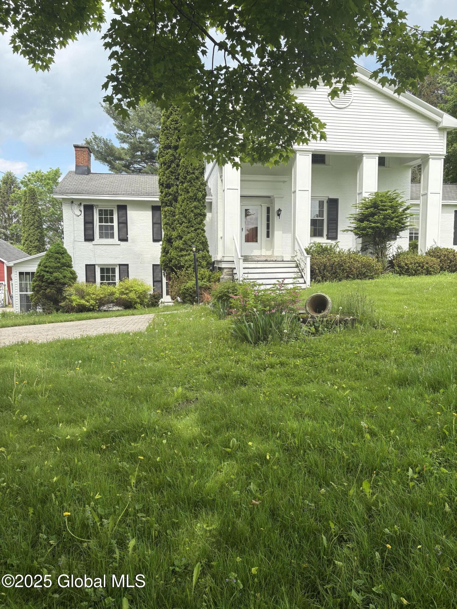 353 Truax Road Amsterdam, NY 12010 - Photo 2 of 61 IMG_0841