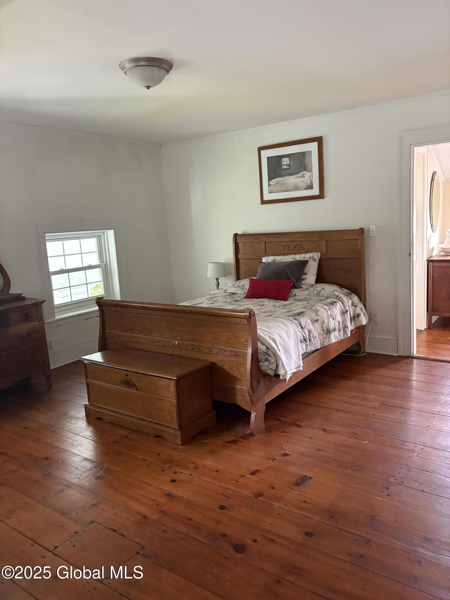 353 Truax Road Amsterdam, NY 12010 - Photo 36 of 61 20250615_222758152_iOS_5