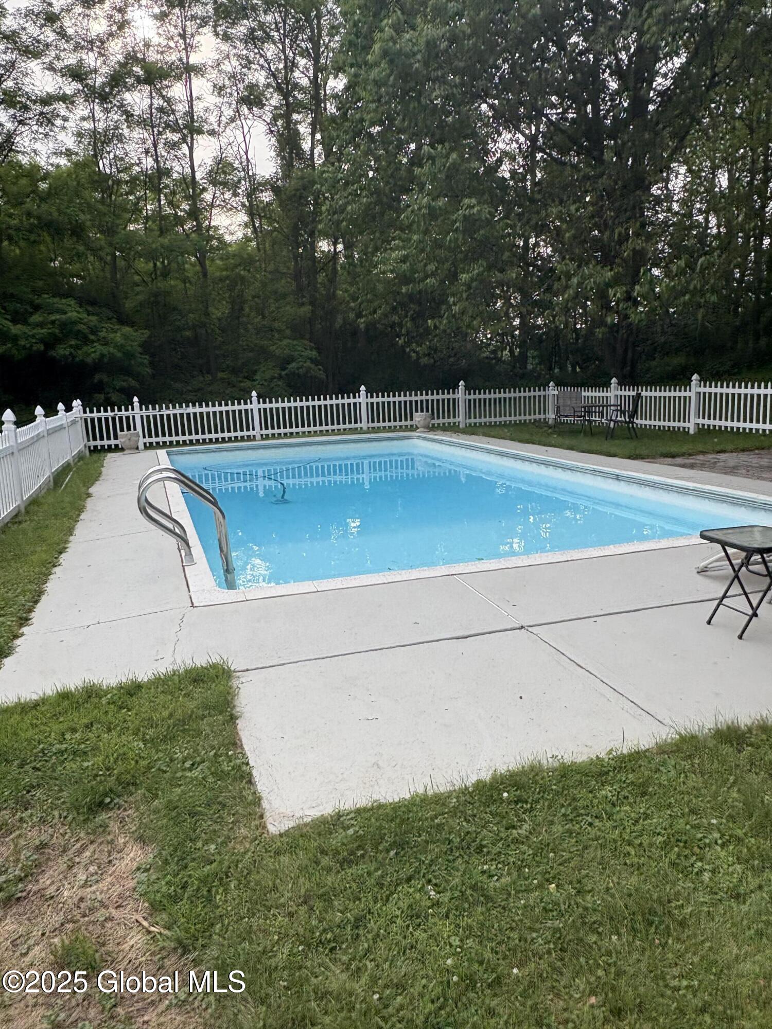 353 Truax Road Amsterdam, NY 12010 - Photo 50 of 61 20250615_221641194_iOS_24