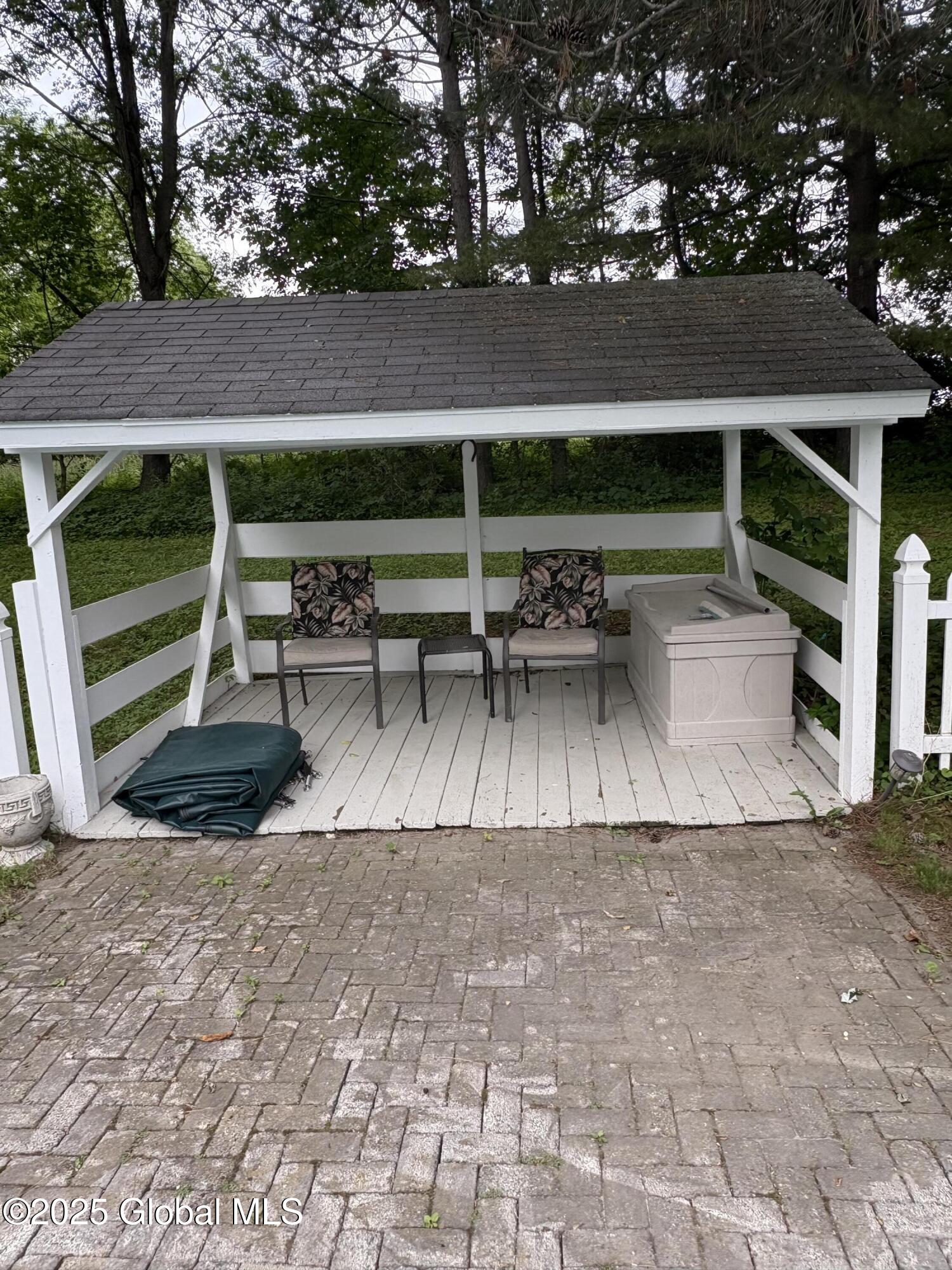 353 Truax Road Amsterdam, NY 12010 - Photo 53 of 61 20250615_221750750_iOS_21