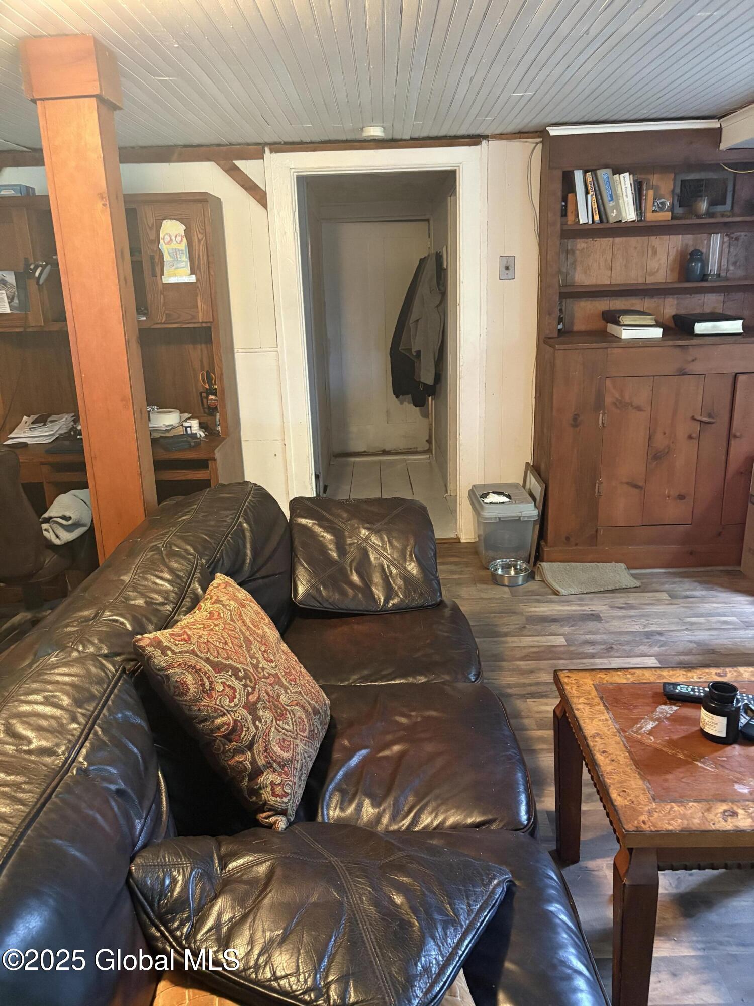 353 Truax Road Amsterdam, NY 12010 - Photo 57 of 61 20250615_222201743_iOS_16
