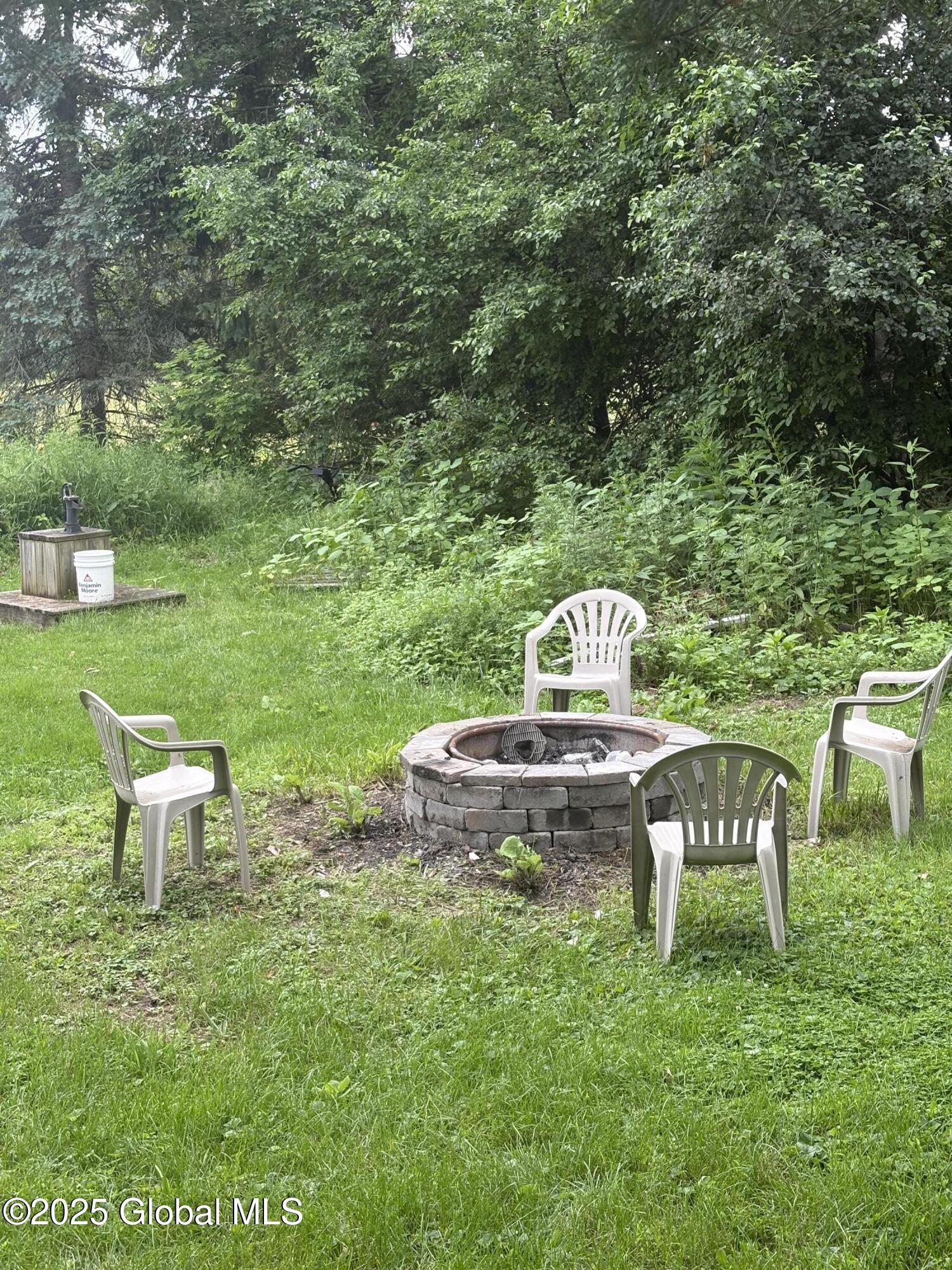 353 Truax Road Amsterdam, NY 12010 - Photo 60 of 61 20250615_221610990_iOS_25