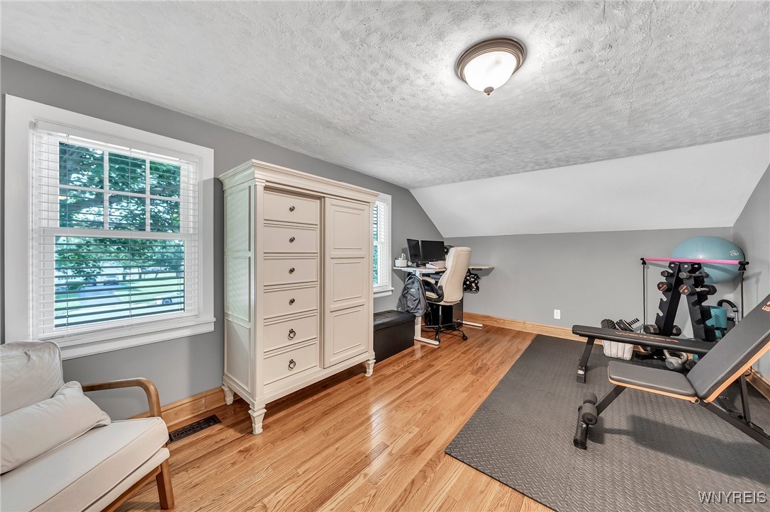 2001 Como Park Boulevard Lancaster, NY 14086 - Photo 34 of 48