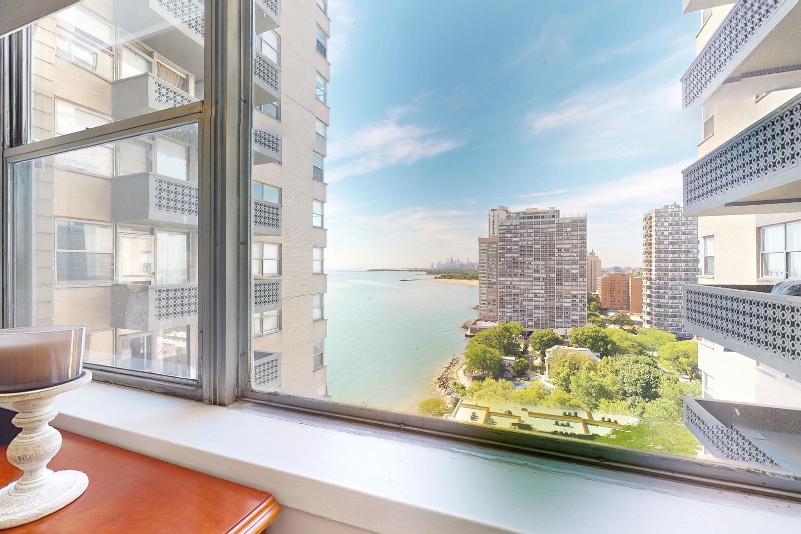 6301 North Sheridan Road, Unit 18E Chicago, IL 60660 - Photo 10 of 29 Gallery Image 10