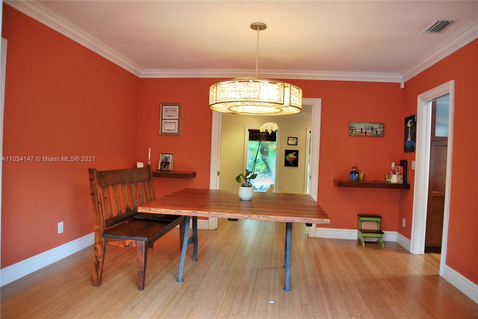 1119 Hardee Road Coral Gables, FL 33146 - Photo 17 of 45 Gallery Image 17