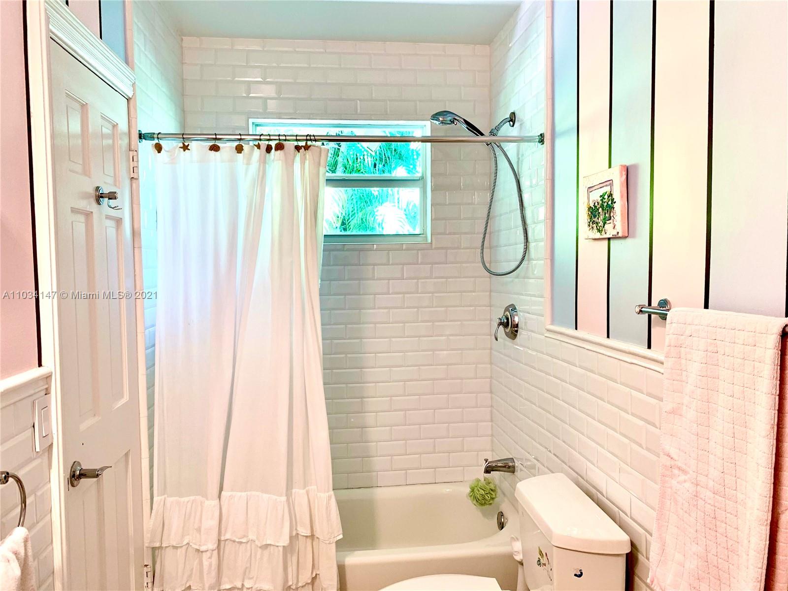 1119 Hardee Road Coral Gables, FL 33146 - Photo 40 of 45 Gallery Image 40