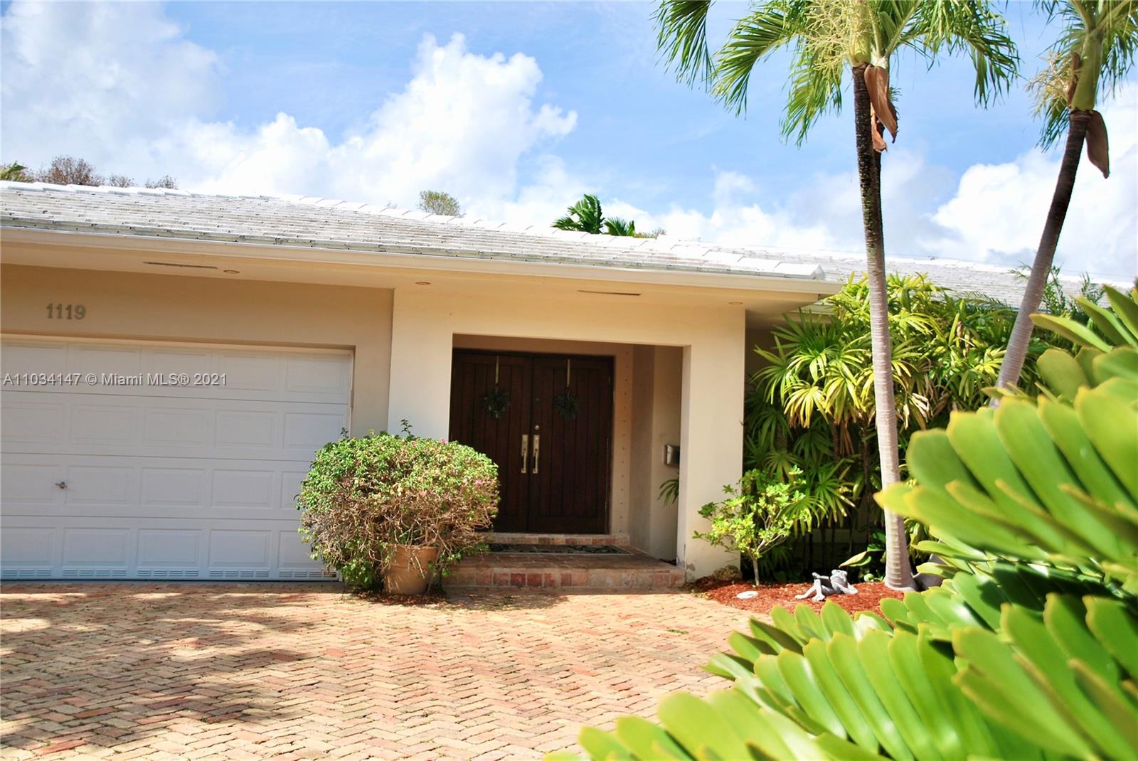 1119 Hardee Road Coral Gables, FL 33146 - Photo 4 of 45 Gallery Image 4