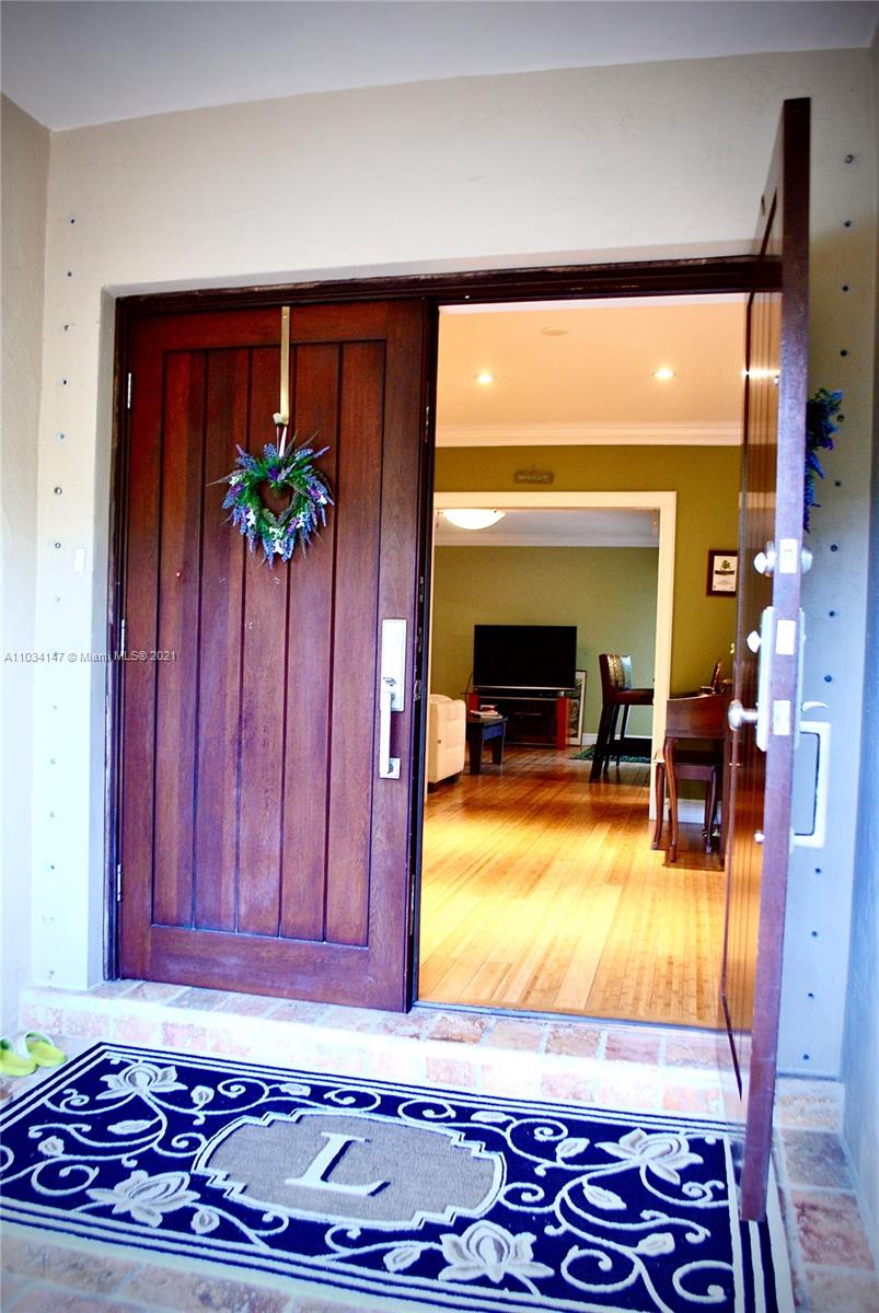1119 Hardee Road Coral Gables, FL 33146 - Photo 7 of 45 Gallery Image 7