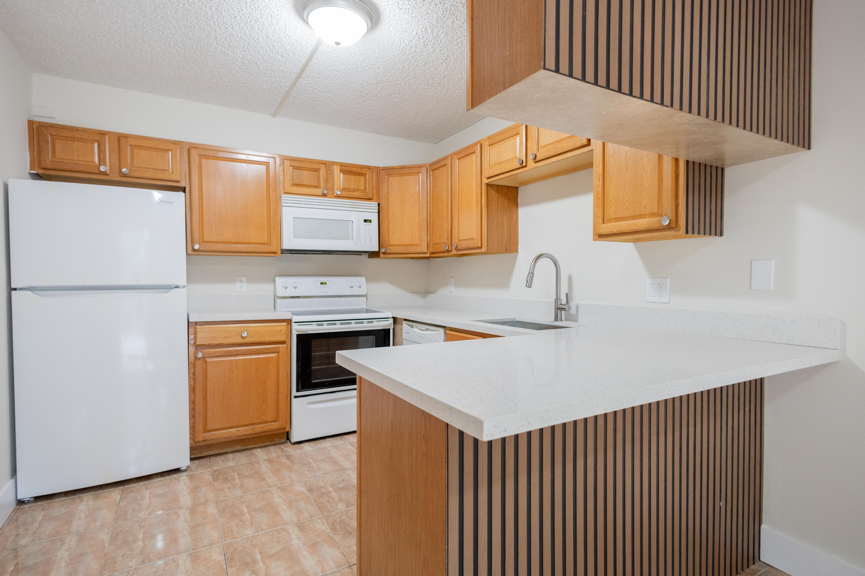 317 Woodland Road Palm Springs, FL 33461 - Photo 2 of 16 Woodland-15