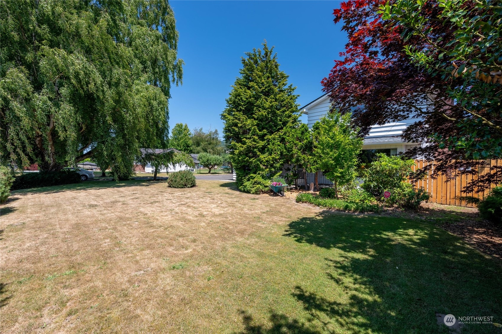 18599 Burkland Road Mount Vernon, WA 98274 - Photo 4 of 40 Gallery Image 4