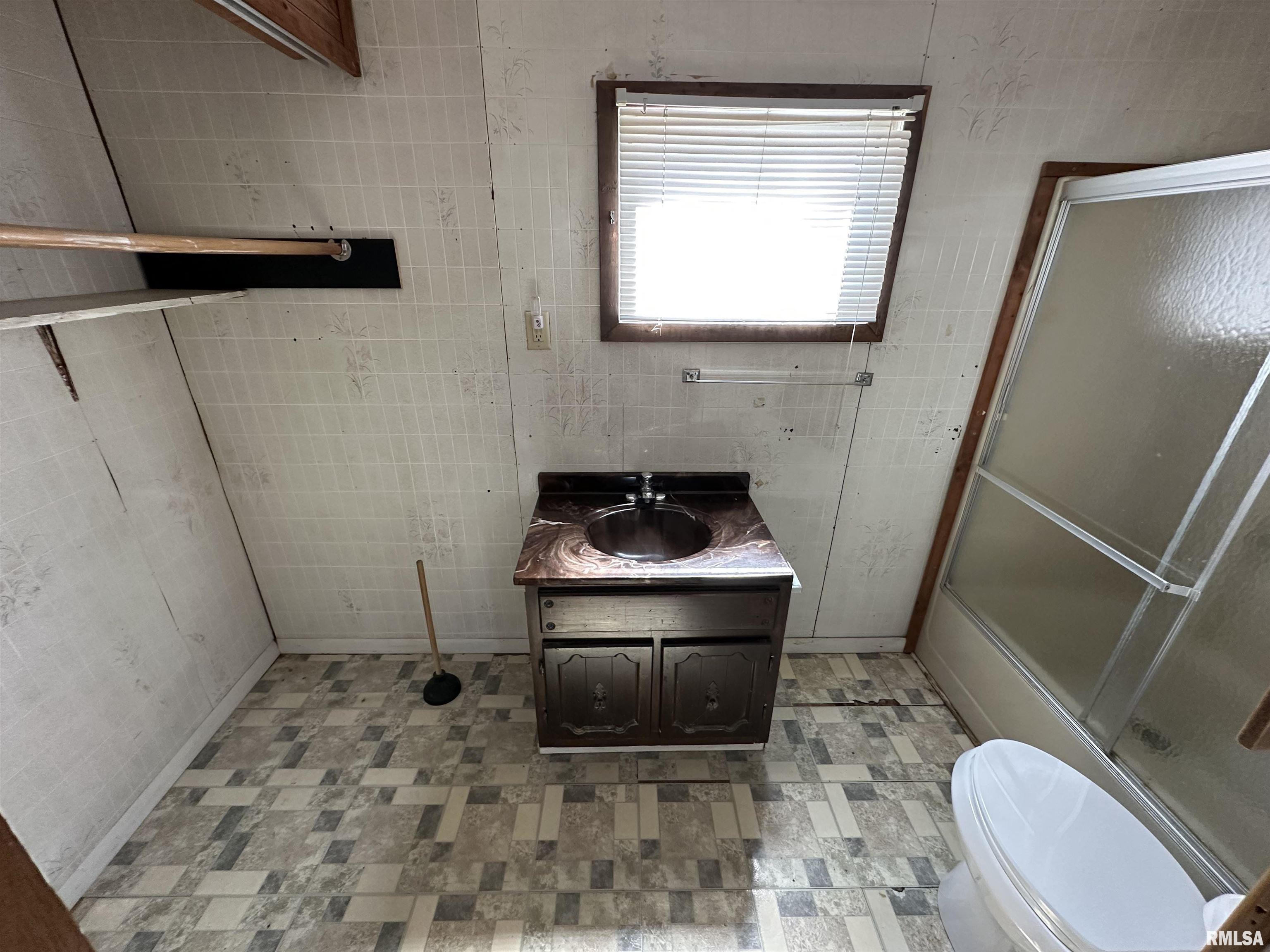 1219 South Court Street Marion, IL 62959 - Photo 11 of 14